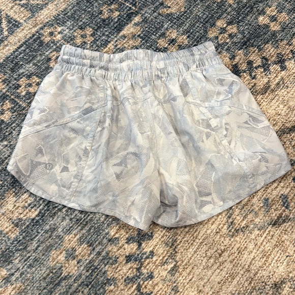 Lululemon shorts - Picture 2 of 4